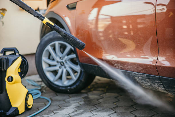 Best Pressure Washing Driveway  in Gibraltar, MI